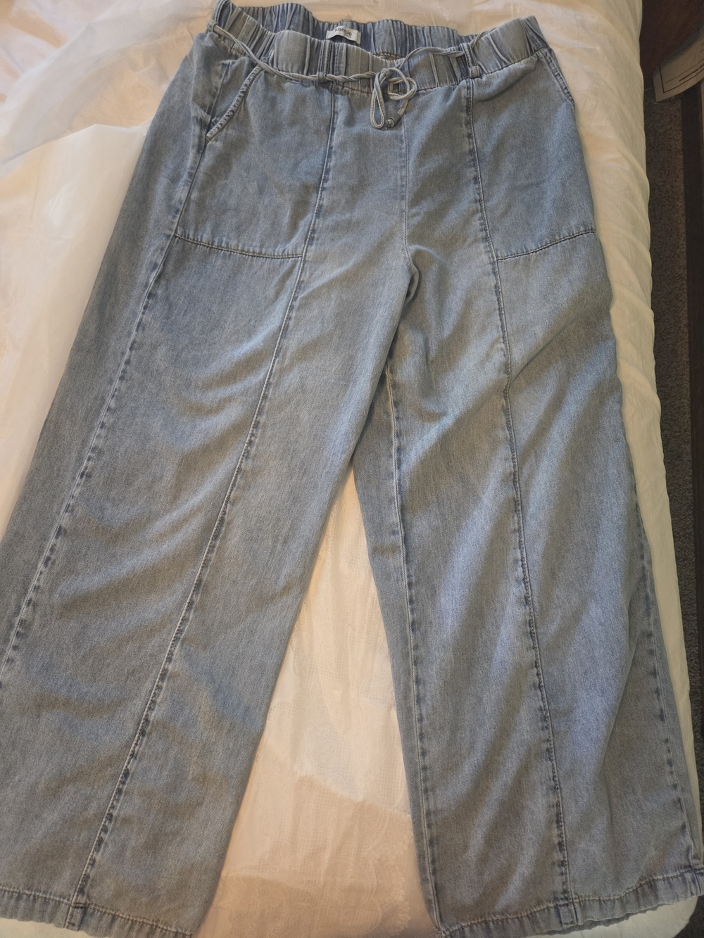 Kensie Light Blue Wide Leg Drawstring Jeans xl
